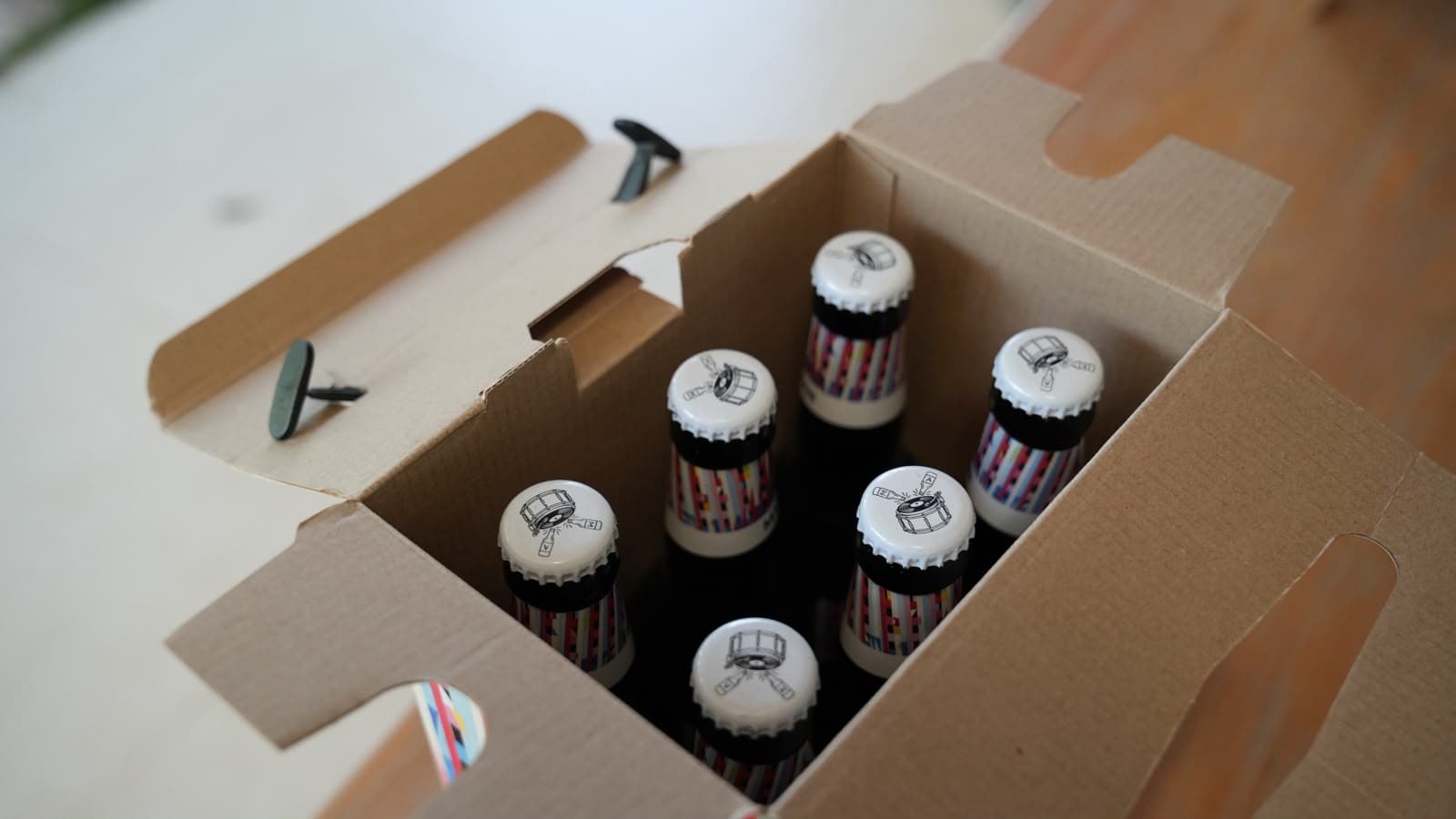 MATAN Silent Beer six-pack bottles